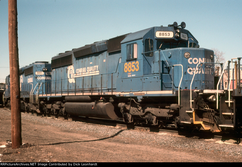 CSX 8853